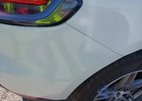 2019 Porsche Macan from USA, damaged, VIN WP1AA2A57KLB08719